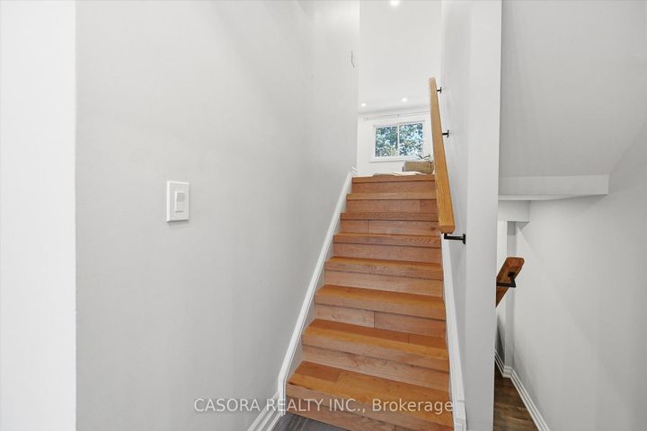 Photo 6 at 112 - 680 Regency Court, Roseland, Burlington