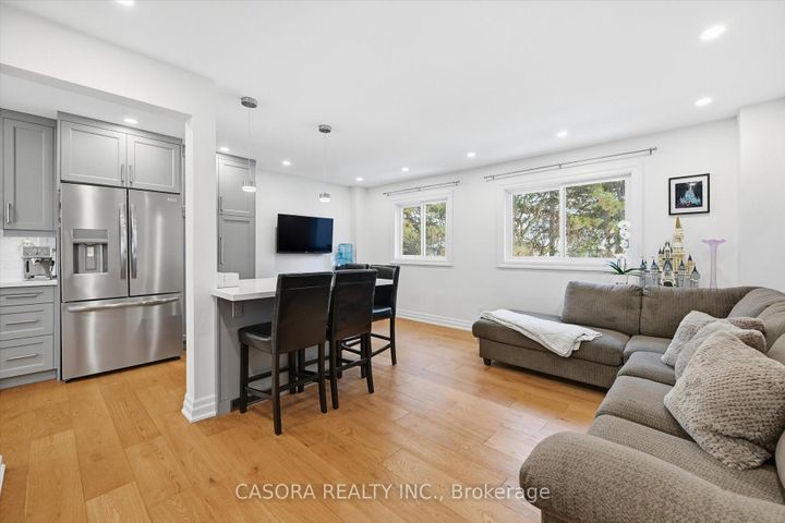 Photo 7 at 112 - 680 Regency Court, Roseland, Burlington