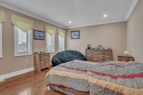 Photo 7 at 173 Prince William Way, Shore, Barrie