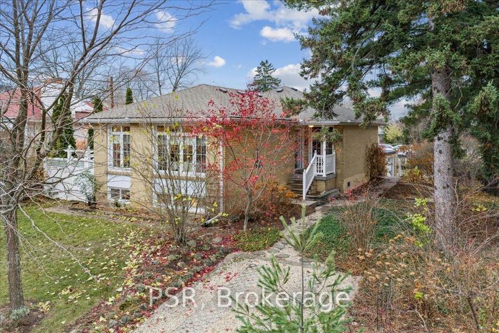 Photo 1 at 402 Willis Drive, WO West, Oakville