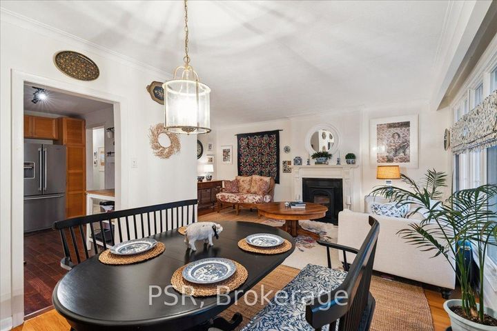 Photo 14 at 402 Willis Drive, WO West, Oakville