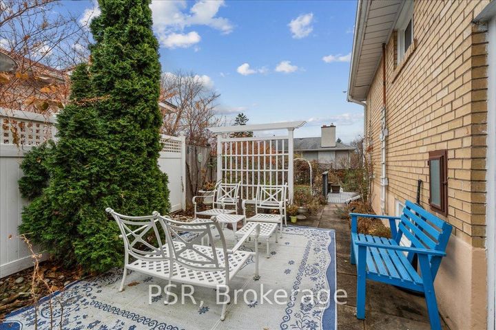 Photo 34 at 402 Willis Drive, WO West, Oakville