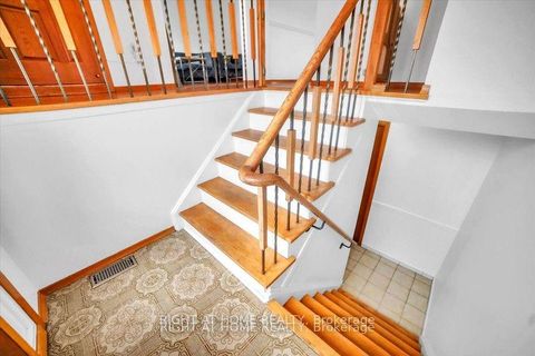 Photo 5 at 53 Agincourt Road, West Woodbridge, Vaughan