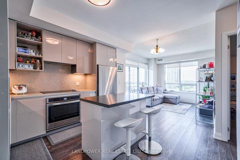 Photo 12 at 711 - 396 Highway 7 Road E, Doncrest, Richmond Hill