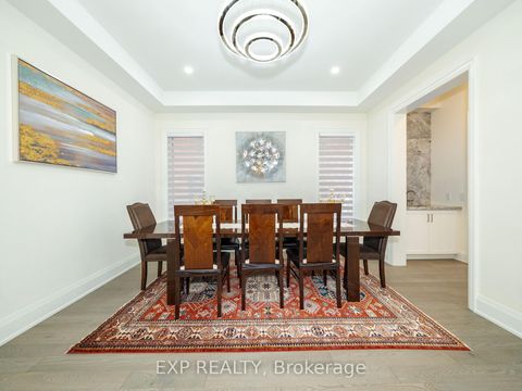 Photo 7 at 121 Milky Way Drive, Observatory, Richmond Hill