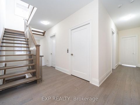 Photo 23 at 121 Milky Way Drive, Observatory, Richmond Hill