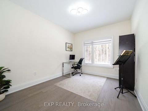 Photo 25 at 121 Milky Way Drive, Observatory, Richmond Hill