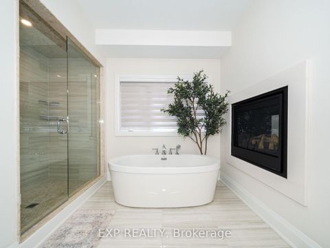 Photo 29 at 121 Milky Way Drive, Observatory, Richmond Hill