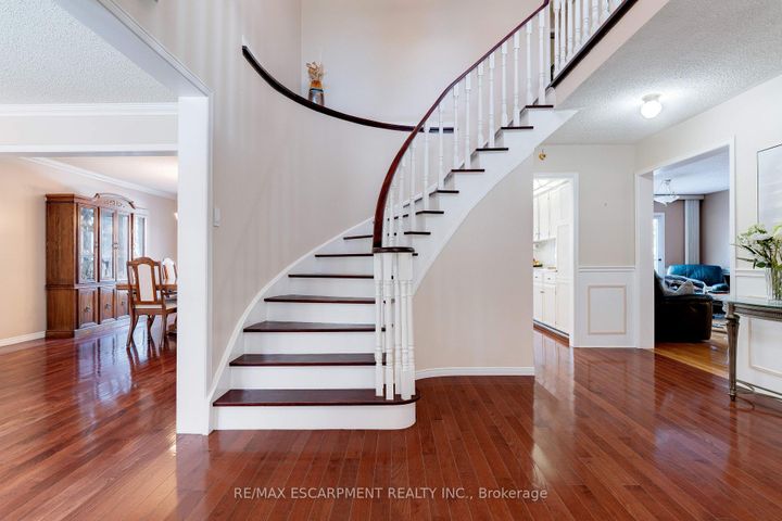 Photo 3 at 1151 Manor Road, GA Glen Abbey, Oakville