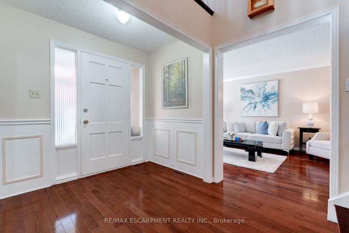 Photo 4 at 1151 Manor Road, GA Glen Abbey, Oakville