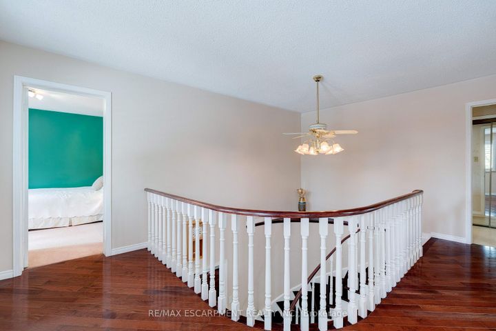 Photo 27 at 1151 Manor Road, GA Glen Abbey, Oakville