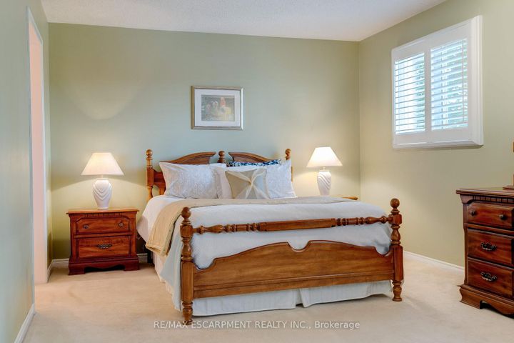 Photo 38 at 1151 Manor Road, GA Glen Abbey, Oakville