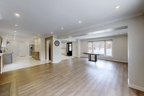 Photo 9 at 43 Triangle Villas Drive, Steeles, Toronto