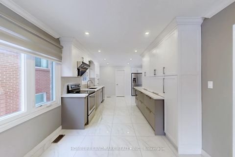 Photo 10 at 43 Triangle Villas Drive, Steeles, Toronto