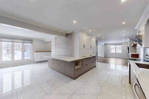 Photo 14 at 43 Triangle Villas Drive, Steeles, Toronto