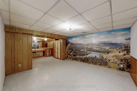 Photo 31 at 43 Triangle Villas Drive, Steeles, Toronto