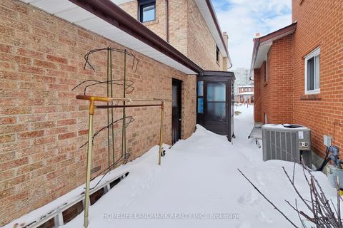 Photo 48 at 43 Triangle Villas Drive, Steeles, Toronto