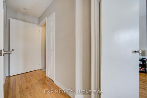 Photo 2 at 10616 Bathurst Street, Patterson, Vaughan