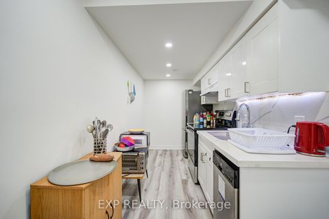 Photo 36 at 10616 Bathurst Street, Patterson, Vaughan