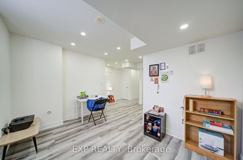 Photo 39 at 10616 Bathurst Street, Patterson, Vaughan