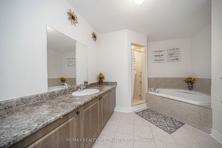 Photo 34 at 227 Valleyway Drive, Credit Valley, Brampton