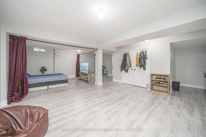 Photo 43 at 227 Valleyway Drive, Credit Valley, Brampton