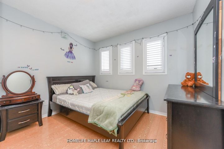 Photo 27 at 100 Alaskan Summit Court W, Wellington, Brampton