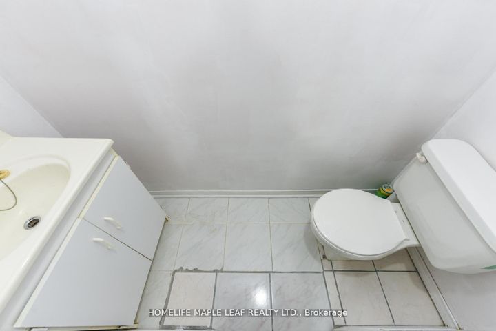 Photo 39 at 100 Alaskan Summit Court W, Wellington, Brampton