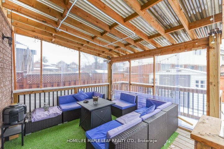 Photo 44 at 100 Alaskan Summit Court W, Wellington, Brampton