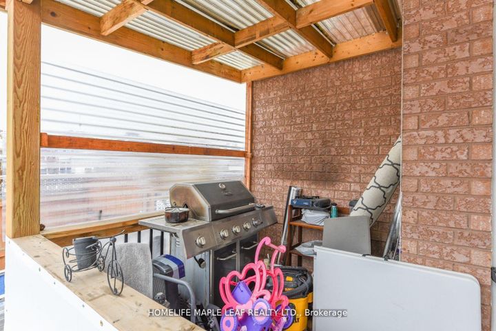 Photo 45 at 100 Alaskan Summit Court W, Wellington, Brampton