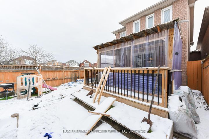 Photo 46 at 100 Alaskan Summit Court W, Wellington, Brampton