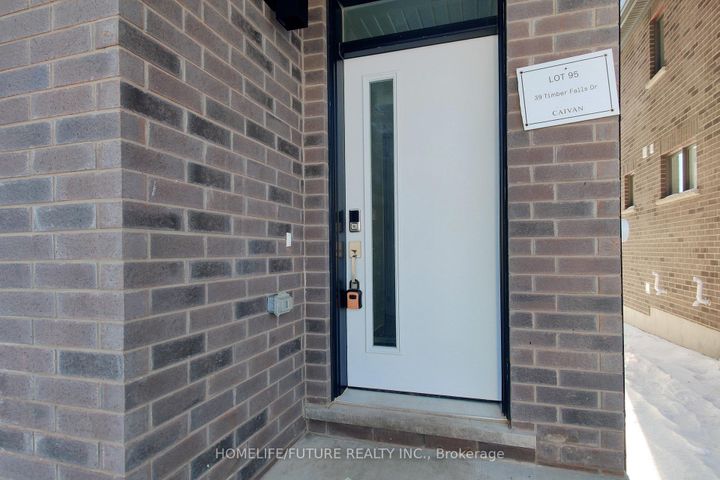 Photo 1 at 39 Timber Falls Drive, Northwest Brampton, Brampton