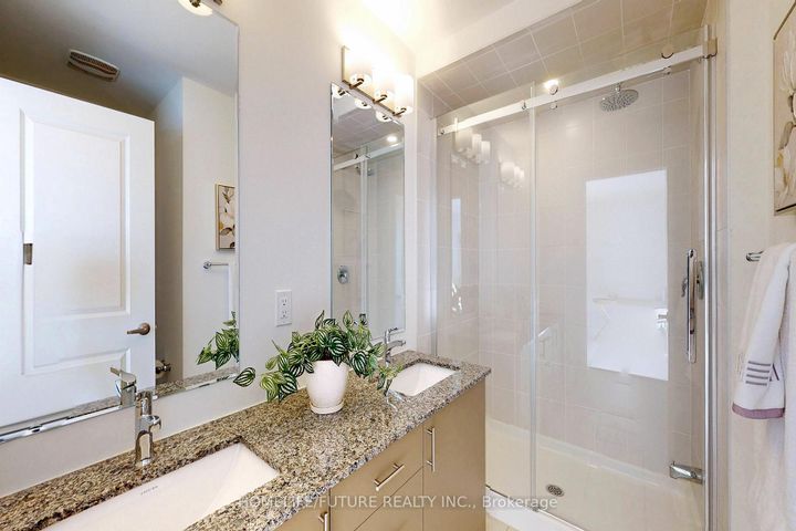 Photo 31 at 39 Timber Falls Drive, Northwest Brampton, Brampton