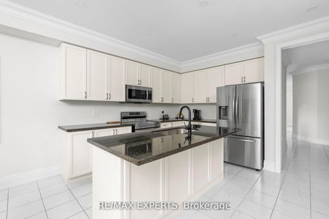 Photo 7 at 1430 Farrow Crescent, Alcona, Innisfil