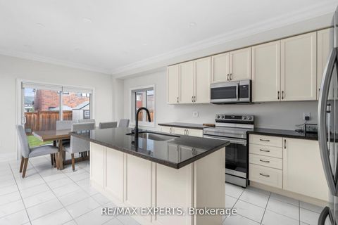 Photo 9 at 1430 Farrow Crescent, Alcona, Innisfil