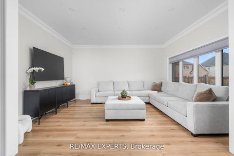 Photo 13 at 1430 Farrow Crescent, Alcona, Innisfil