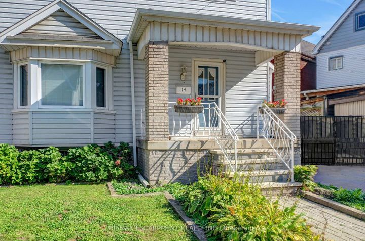 Photo 2 at 14 Niagara Street, Industrial Sector, Hamilton