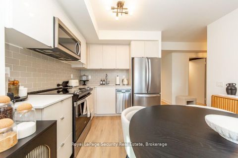 Photo 5 at 2009 - 1461 Lawrence Avenue W, Amesbury, Toronto