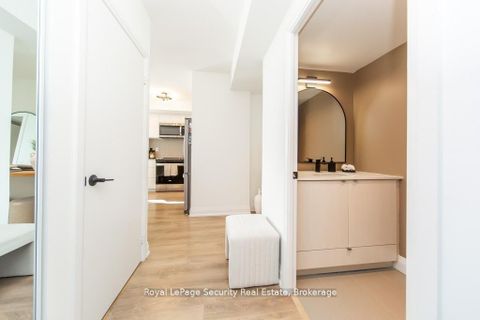 Photo 15 at 2009 - 1461 Lawrence Avenue W, Amesbury, Toronto