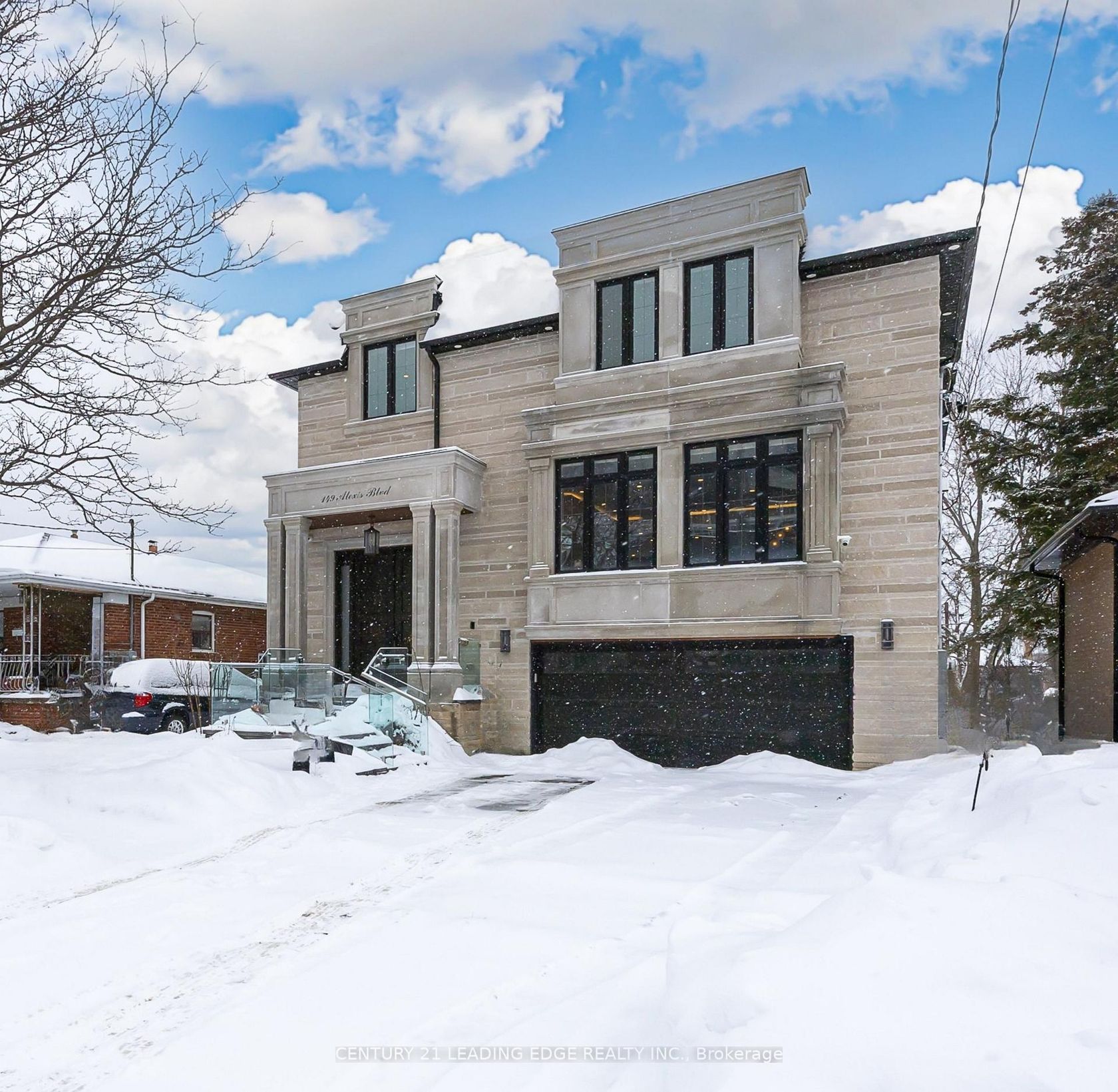 149 Alexis Boulevard, Clanton Park, Toronto photo number 2