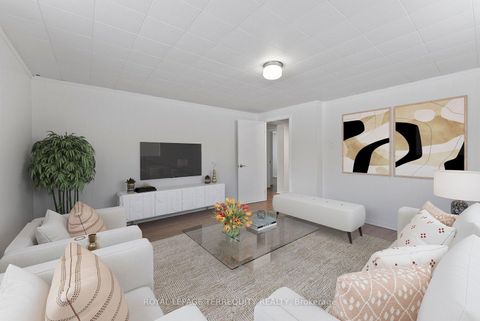 Photo 28 at 6 Peacham Crescent, CFB, Toronto