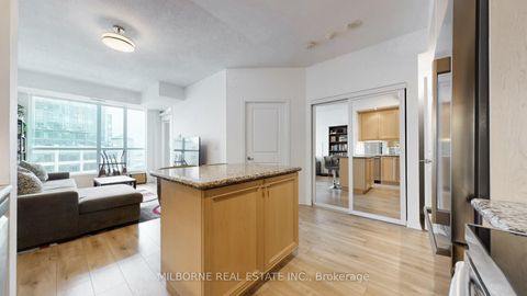 Photo 17 at 926 - 628 Fleet Street, Niagara, Toronto