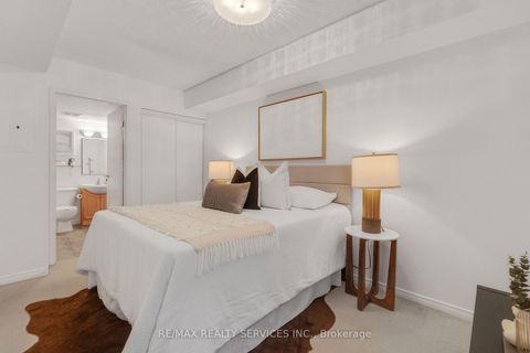 Photo 10 at 632 - 38 Western Battery Road, Niagara, Toronto