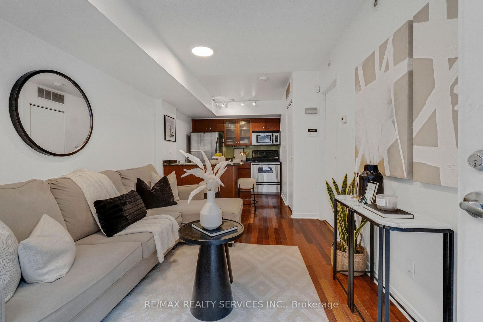 632 - 38 Western Battery Road, Niagara, Toronto 