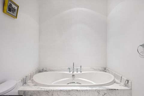 Photo 17 at 308 - 88 Davenport Road, Annex, Toronto