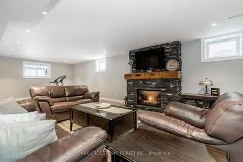 Photo 37 at 2237 Sproule Street, Alcona, Innisfil