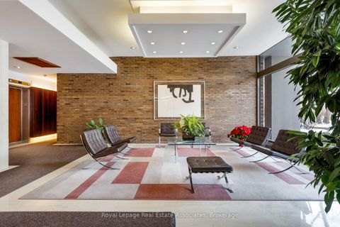 Photo 4 at 602 - 20 Avoca Avenue, Moore Park, Toronto