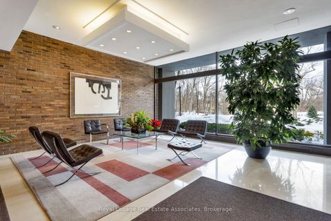 Photo 5 at 602 - 20 Avoca Avenue, Moore Park, Toronto