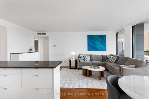 Photo 10 at 602 - 20 Avoca Avenue, Moore Park, Toronto