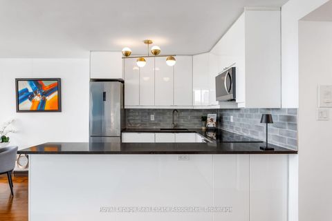 Photo 13 at 602 - 20 Avoca Avenue, Moore Park, Toronto